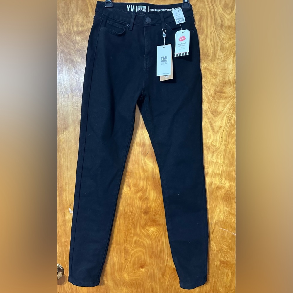 YMI High Rise Skinny Black 9/29 NWT